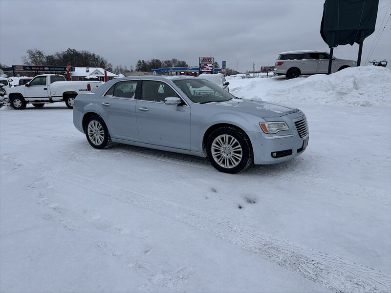 2013 Chrysler 300C  