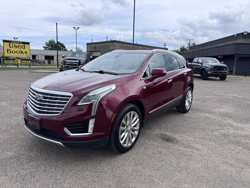 2017 Cadillac XT5 Platinum   - Photo 1 - Brainerd, MN 56401