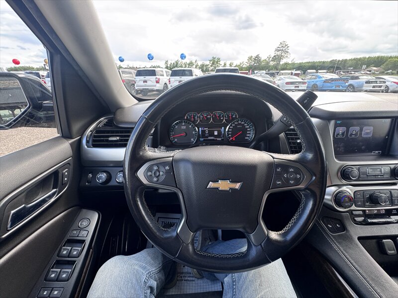 2019 Chevrolet Tahoe LT - Photo 12 - Brainerd, MN 56401