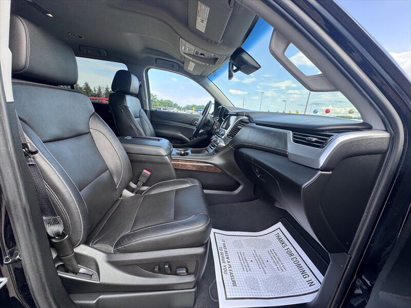 2019 Chevrolet Tahoe LT - Photo 10 - Brainerd, MN 56401