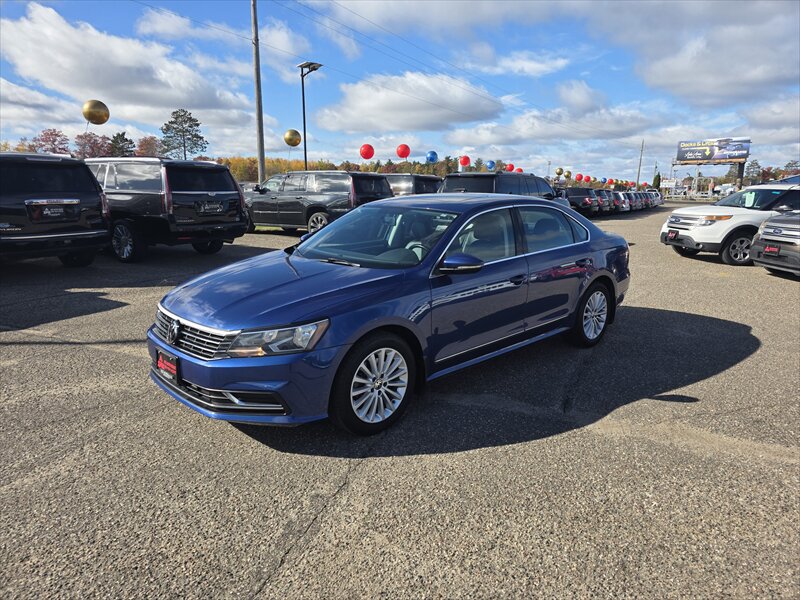 2016 Volkswagen Passat 1.8T SE  