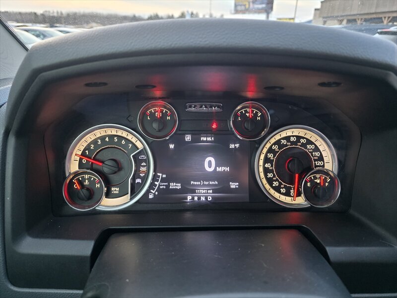 2016 RAM 1500 SLT - Photo 21 - Brainerd, MN 56401