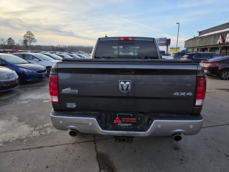 2016 RAM 1500 SLT - Photo 6 - Brainerd, MN 56401