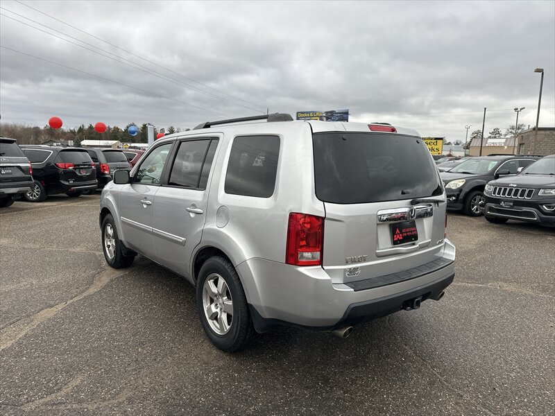 2011 Honda Pilot EX-L w/Navi - Photo 4 - Brainerd, MN 56401