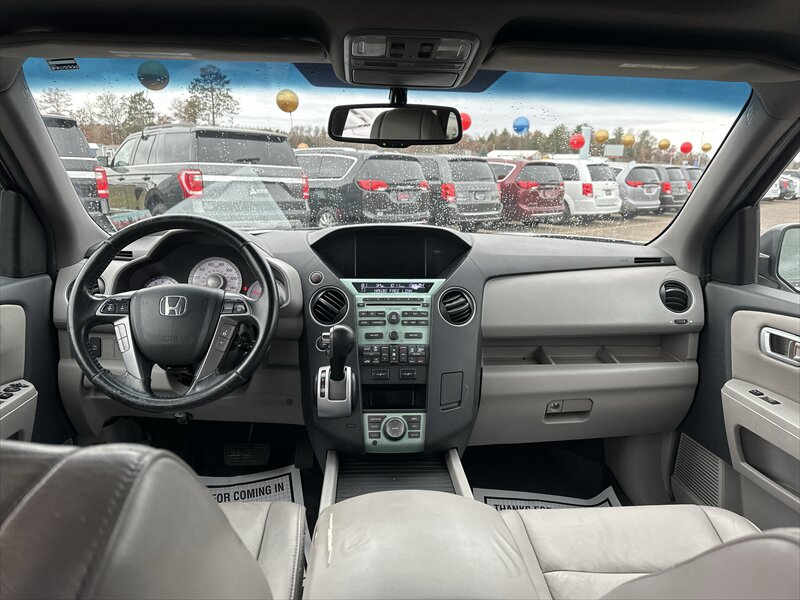 2011 Honda Pilot EX-L w/Navi - Photo 8 - Brainerd, MN 56401