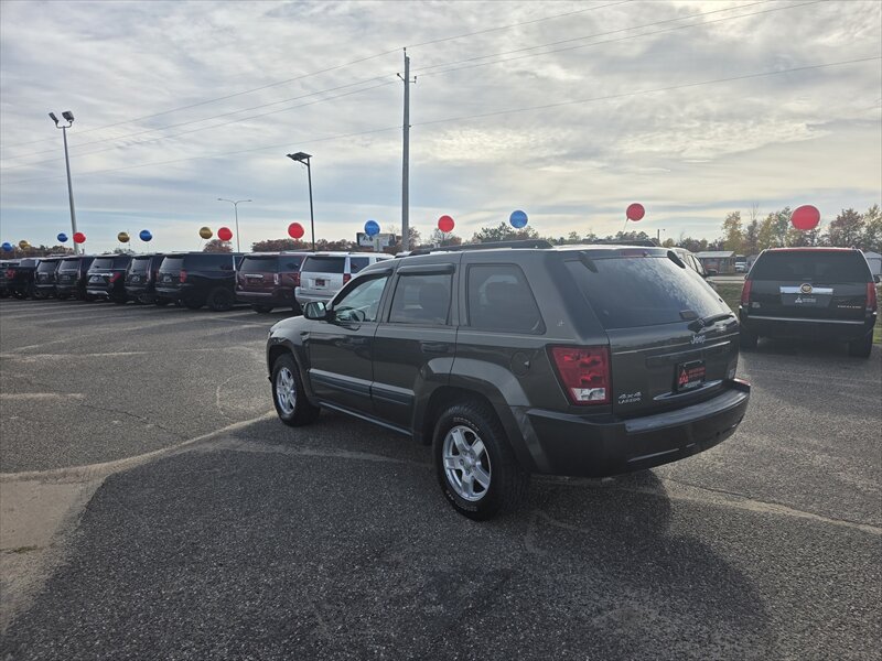 2006 Jeep Grand Cherokee Laredo Laredo 4dr SUV   - Photo 4 - Brainerd, MN 56401