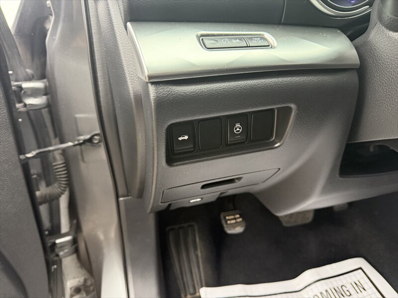 2019 Nissan Maxima 3.5 S - Photo 15 - Brainerd, MN 56401