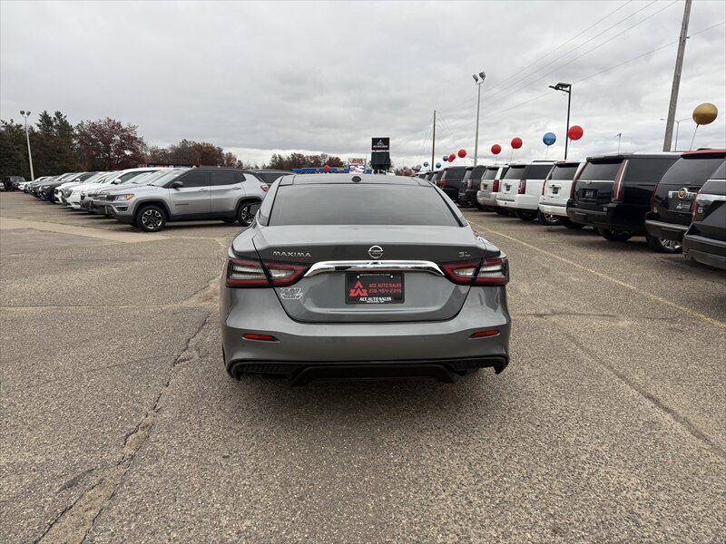 2019 Nissan Maxima 3.5 S - Photo 9 - Brainerd, MN 56401