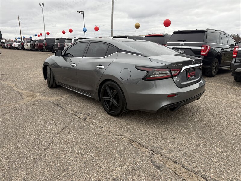 2019 Nissan Maxima 3.5 S - Photo 5 - Brainerd, MN 56401