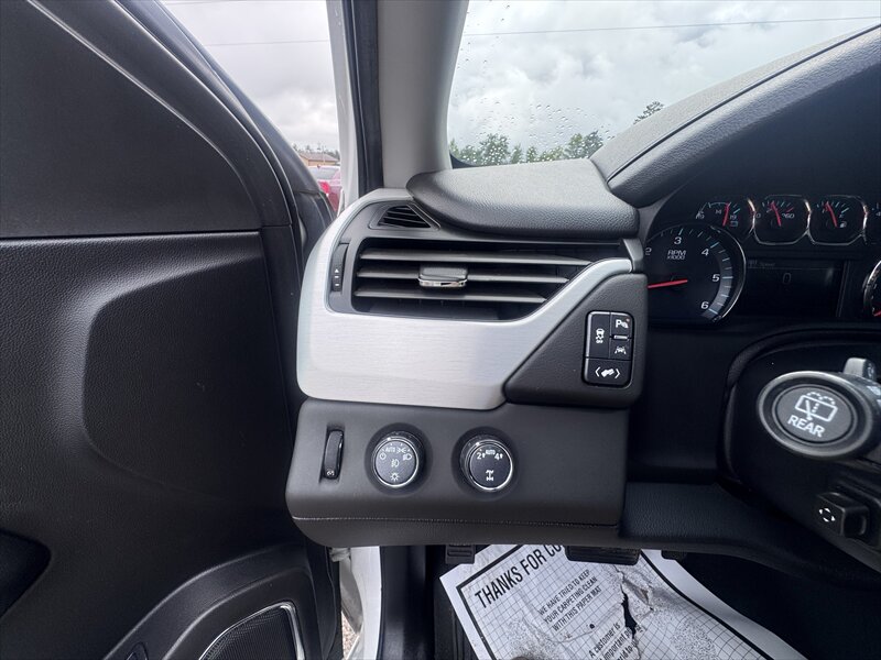 2020 GMC Yukon SLT - Photo 22 - Brainerd, MN 56401