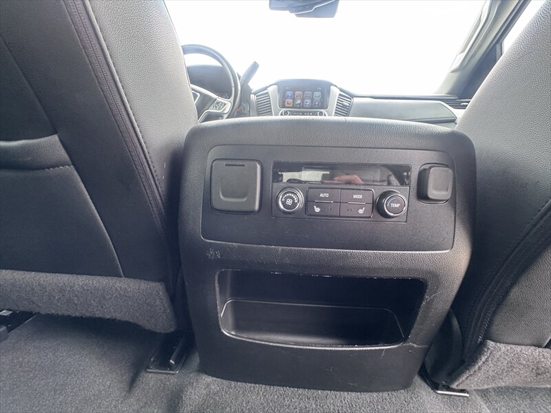 2020 GMC Yukon SLT - Photo 14 - Brainerd, MN 56401