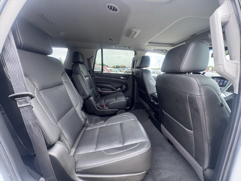 2020 GMC Yukon SLT - Photo 11 - Brainerd, MN 56401