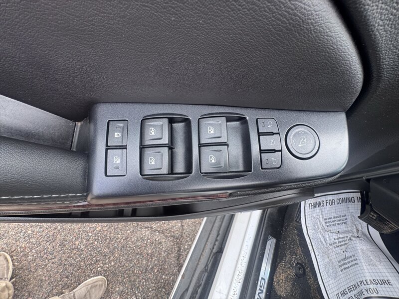 2020 GMC Yukon SLT - Photo 25 - Brainerd, MN 56401
