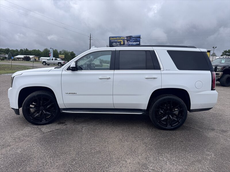 2020 GMC Yukon SLT - Photo 6 - Brainerd, MN 56401
