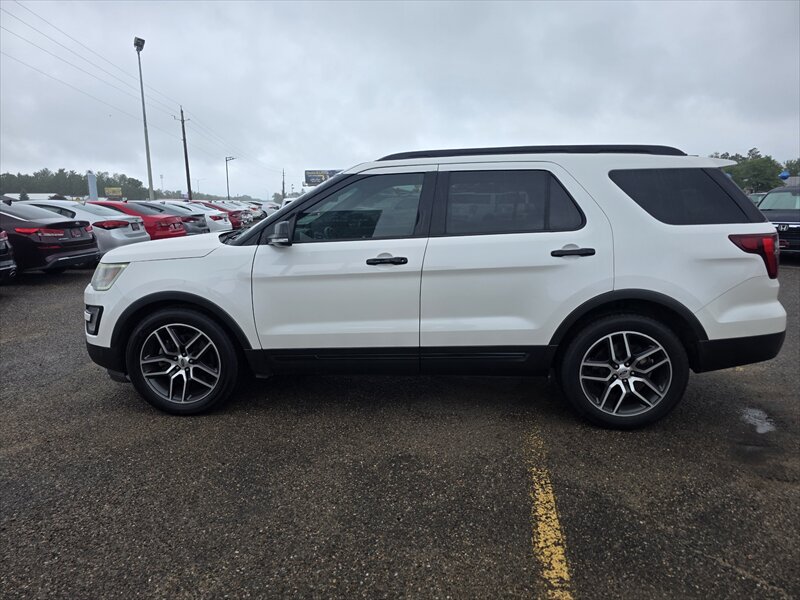 2017 Ford Explorer Sport - Photo 6 - Brainerd, MN 56401