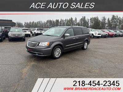 2015 Chrysler Town & Country Limited Van