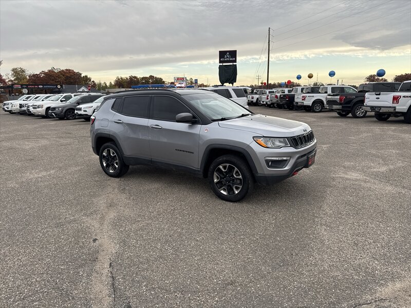 2018 Jeep Compass Trailhawk   - Photo 2 - Brainerd, MN 56401