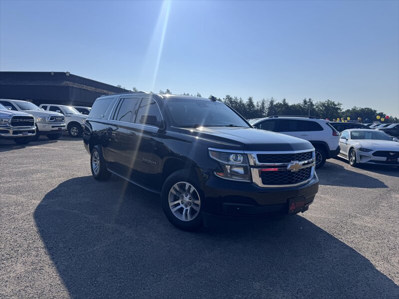 2019 Chevrolet Suburban LT - Photo 2 - Brainerd, MN 56401