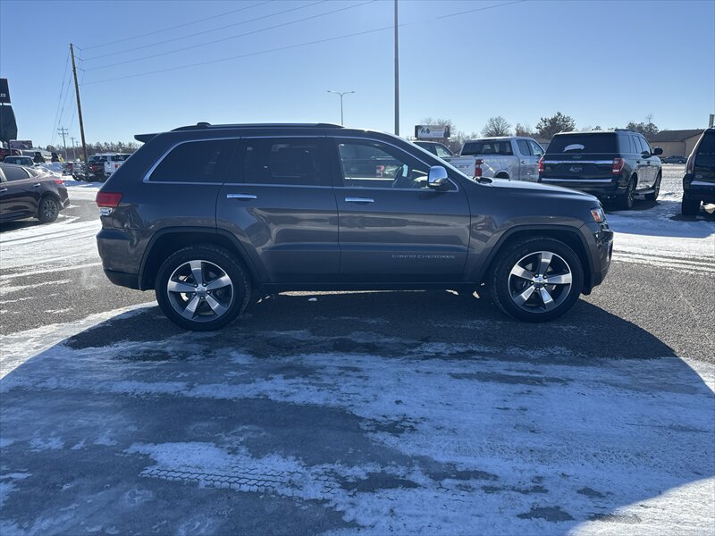 2015 Jeep Grand Cherokee Limited - Photo 9 - Brainerd, MN 56401