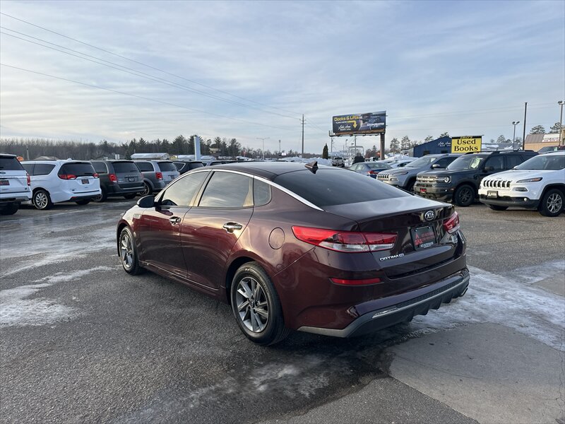 2019 Kia Optima LX - Photo 3 - Brainerd, MN 56401