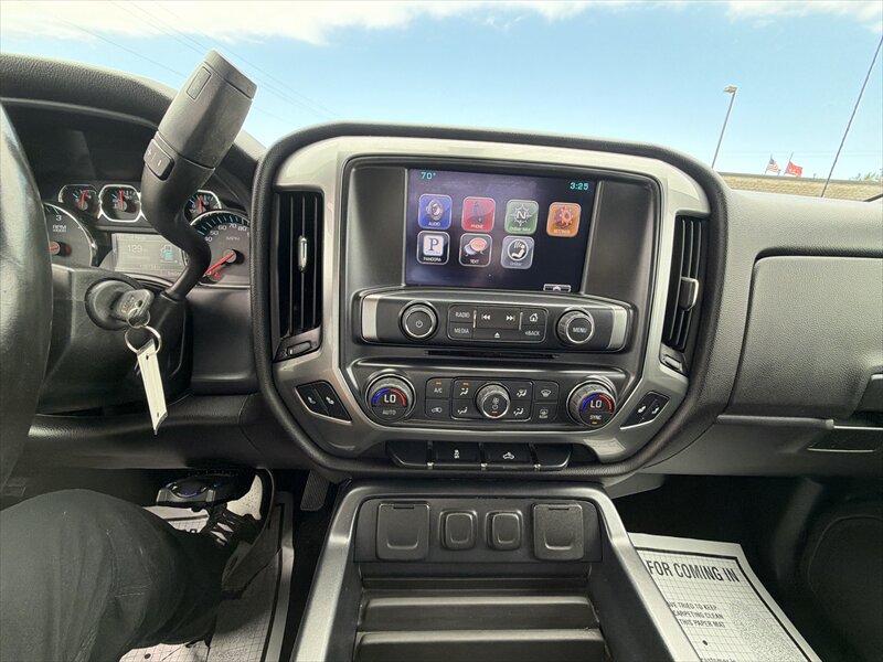 2015 Chevrolet Silverado 1500 LT - Photo 19 - Brainerd, MN 56401