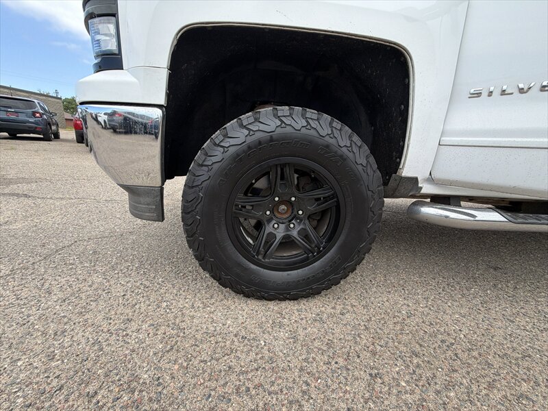 2015 Chevrolet Silverado 1500 LT - Photo 12 - Brainerd, MN 56401
