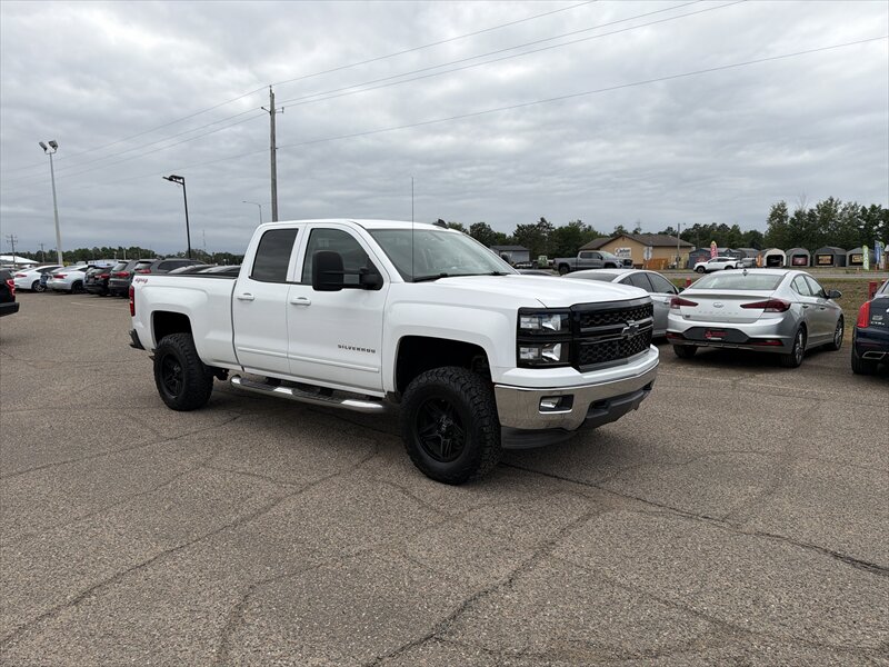 2015 Chevrolet Silverado 1500 LT - Photo 2 - Brainerd, MN 56401