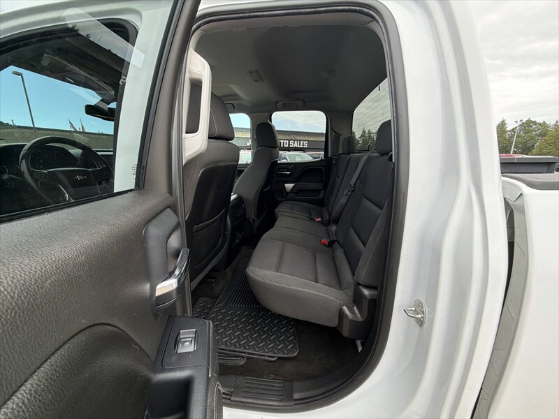2015 Chevrolet Silverado 1500 LT - Photo 21 - Brainerd, MN 56401