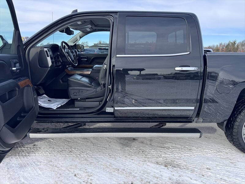2018 Chevrolet Silverado 1500 High Country - Photo 8 - Brainerd, MN 56401