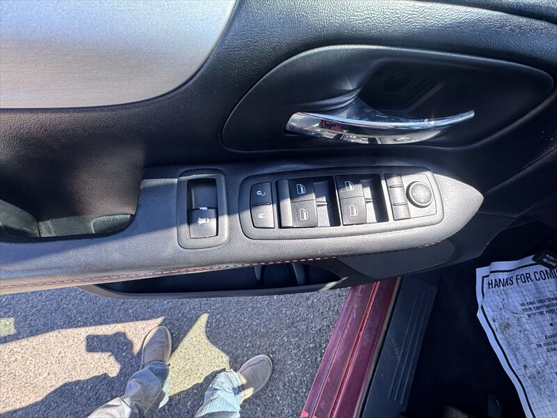 2015 Dodge Grand Caravan R/T - Photo 21 - Brainerd, MN 56401