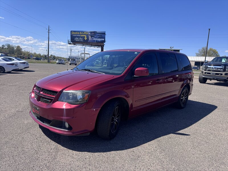 2015 Dodge Grand Caravan R/T   - Photo 1 - Brainerd, MN 56401