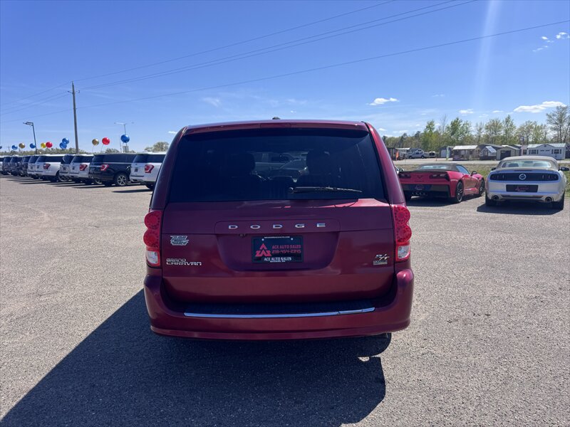 2015 Dodge Grand Caravan R/T - Photo 8 - Brainerd, MN 56401