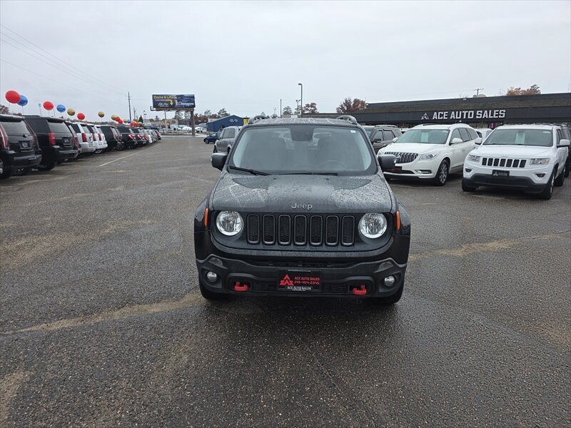 2017 Jeep Renegade Trailhawk  