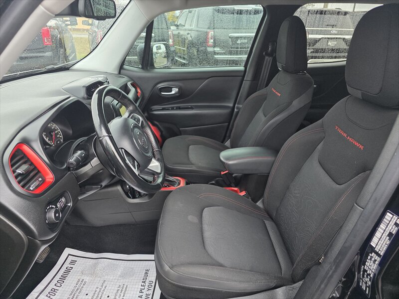 2017 Jeep Renegade Trailhawk - Photo 10 - Brainerd, MN 56401