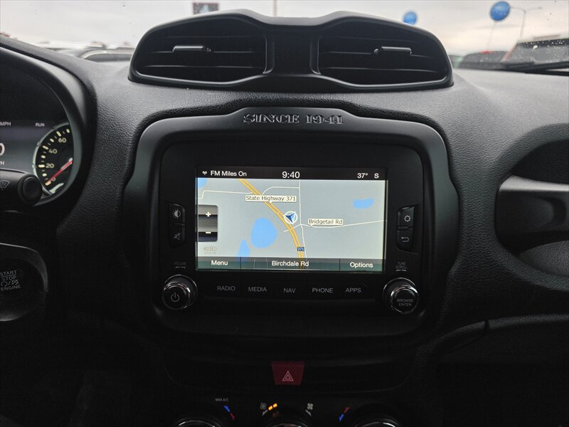 2017 Jeep Renegade Trailhawk - Photo 11 - Brainerd, MN 56401