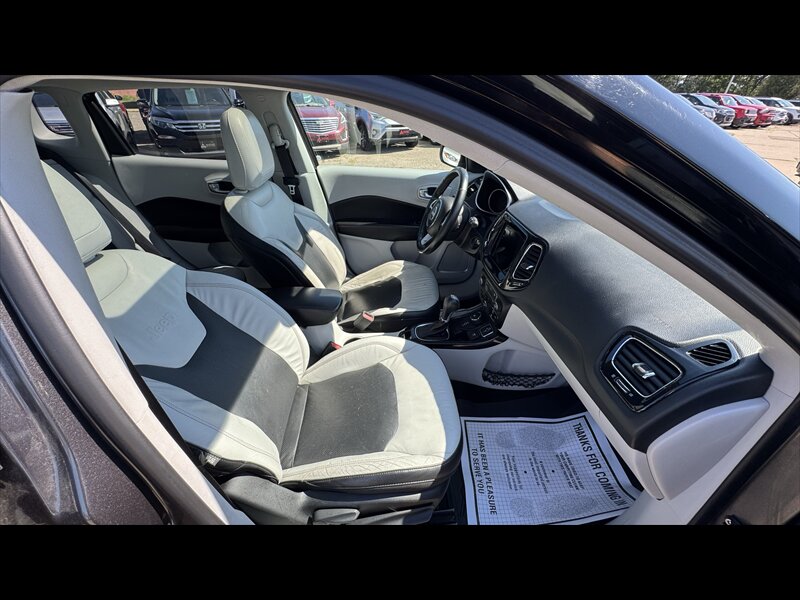 2018 Jeep Compass Limited - Photo 14 - Brainerd, MN 56401