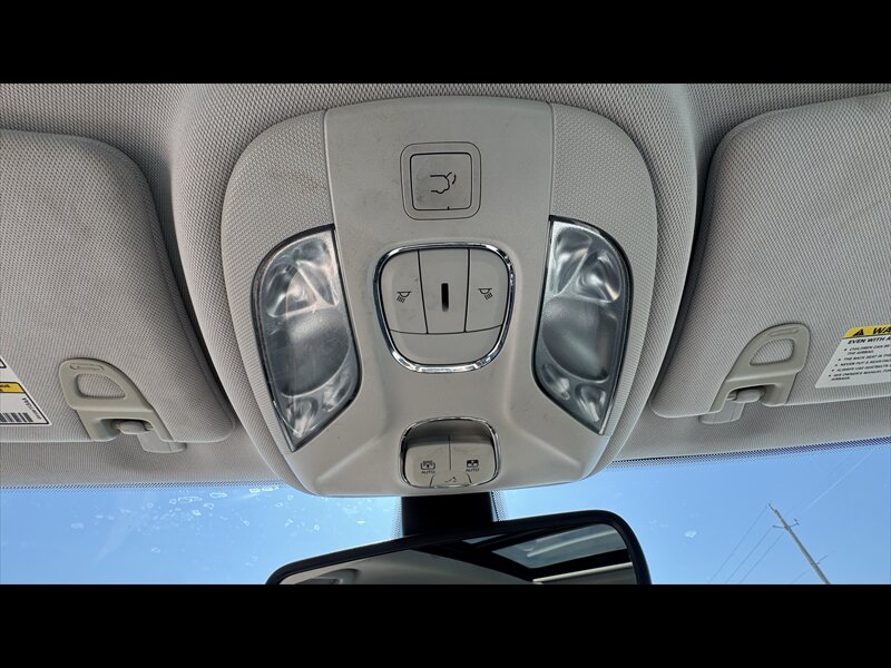 2018 Jeep Compass Limited - Photo 23 - Brainerd, MN 56401