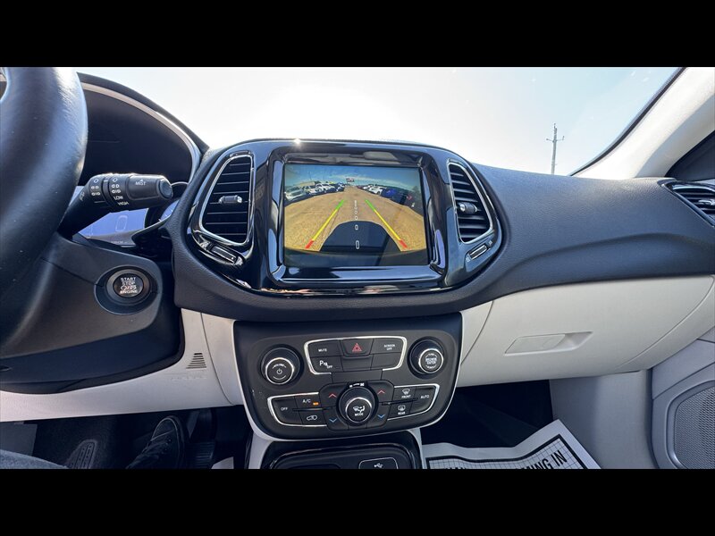 2018 Jeep Compass Limited - Photo 21 - Brainerd, MN 56401