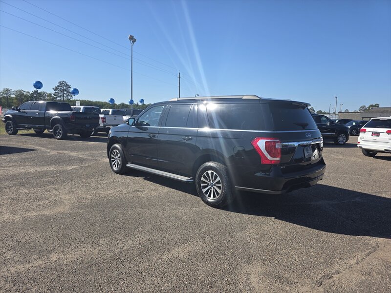 2020 Ford Expedition XLT MAX photo 2