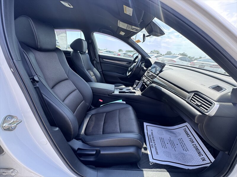 2020 Honda Accord Sport - Photo 10 - Brainerd, MN 56401