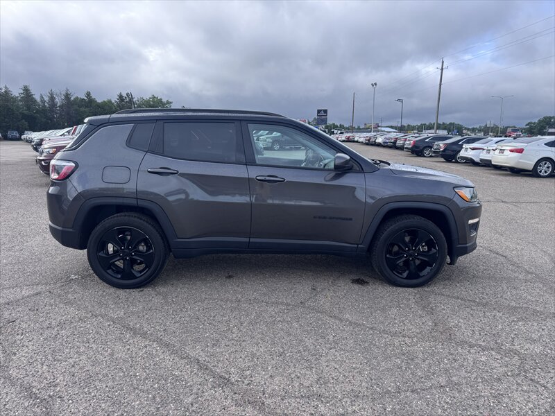 2018 Jeep Compass Latitude - Photo 5 - Brainerd, MN 56401