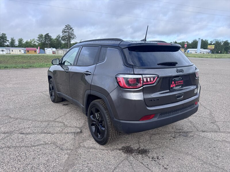 2018 Jeep Compass Latitude - Photo 4 - Brainerd, MN 56401