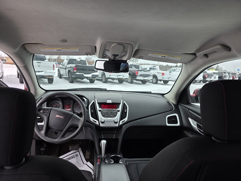 2011 GMC Terrain SLE-1 - Photo 6 - Brainerd, MN 56401