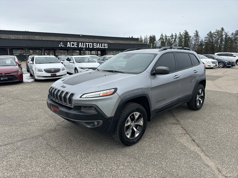 2014 Jeep Cherokee Trailhawk   - Photo 1 - Brainerd, MN 56401