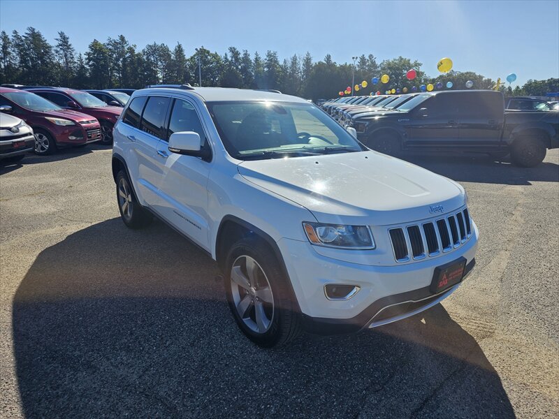 2014 Jeep Grand Cherokee Limited - Photo 2 - Brainerd, MN 56401