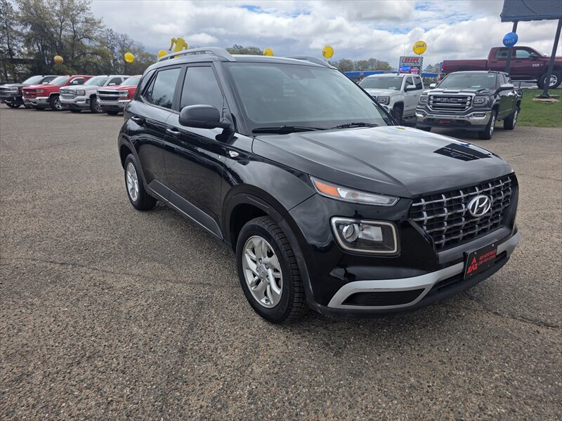 2020 Hyundai VENUE SEL - Photo 2 - Brainerd, MN 56401