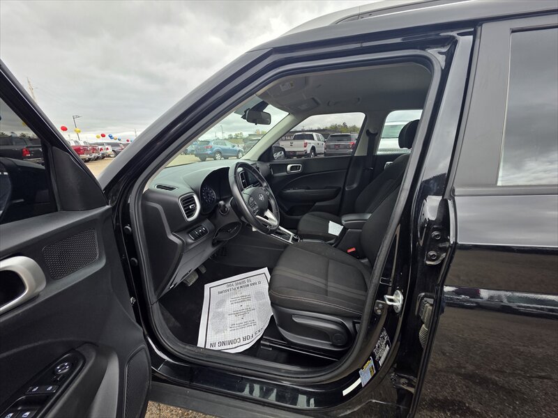 2020 Hyundai VENUE SEL - Photo 7 - Brainerd, MN 56401