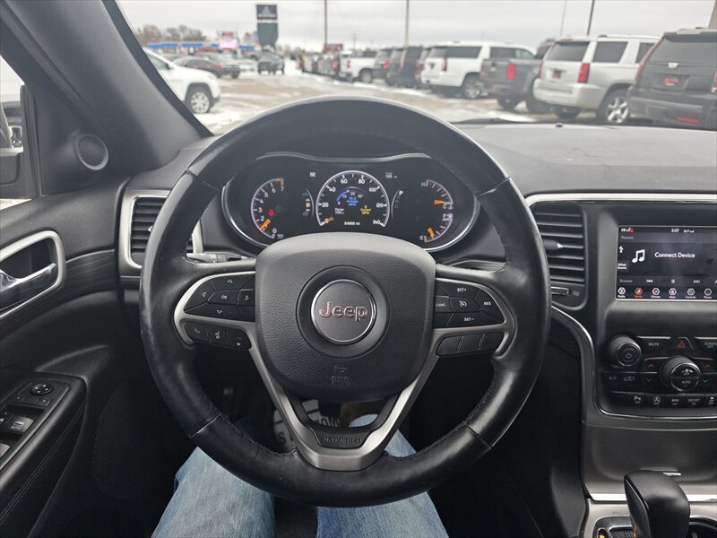 2019 Jeep Grand Cherokee Laredo - Photo 9 - Brainerd, MN 56401