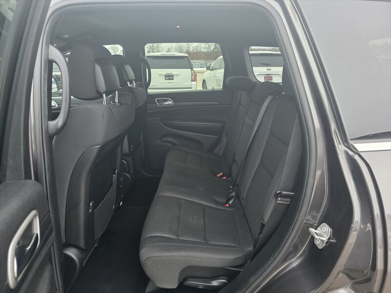 2019 Jeep Grand Cherokee Laredo - Photo 13 - Brainerd, MN 56401