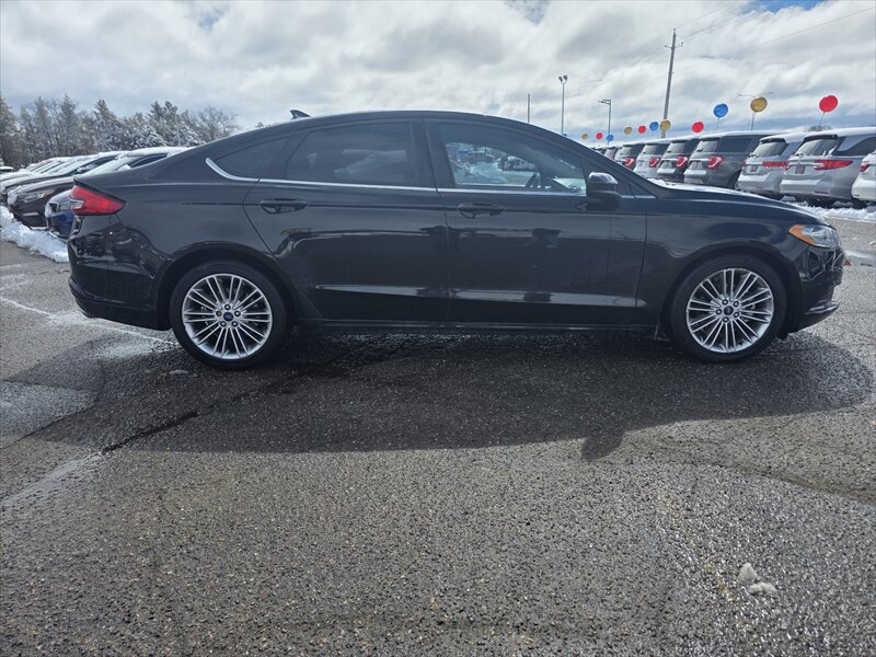 2017 Ford Fusion SE - Photo 6 - Brainerd, MN 56401